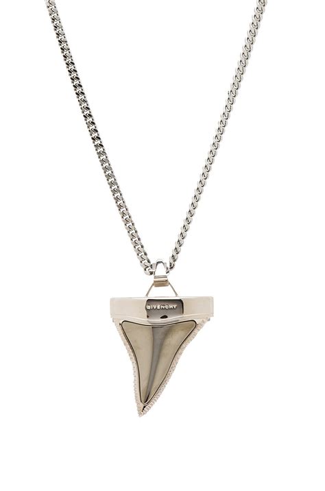 Givenchy Collier à Dent De Requin 